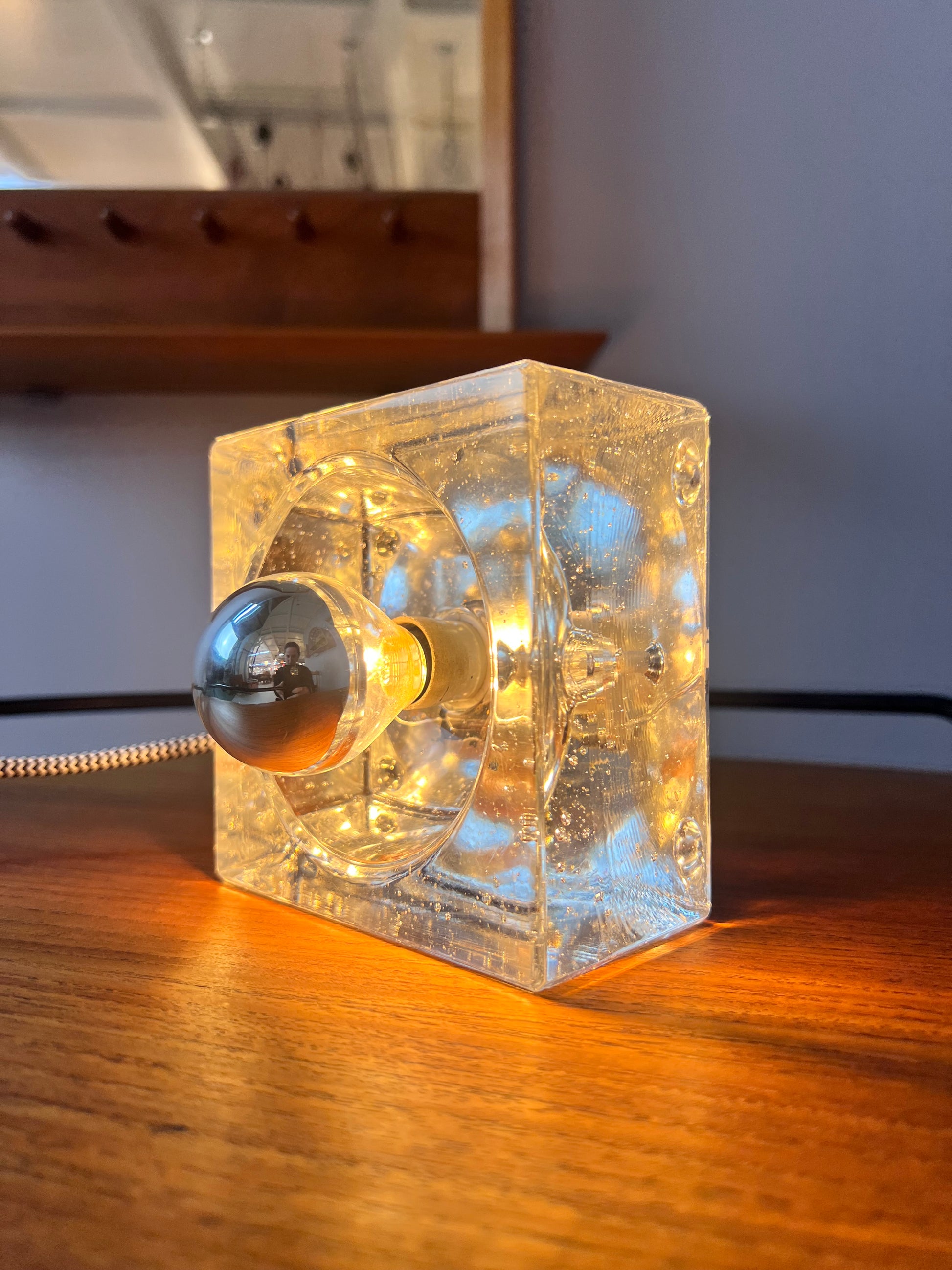 Wandlampe „Ice Cube“ von Wila München