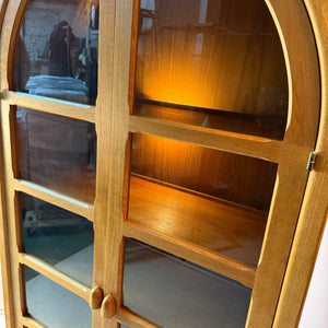 Rundbogen Vitrine Teak von Dyrlund