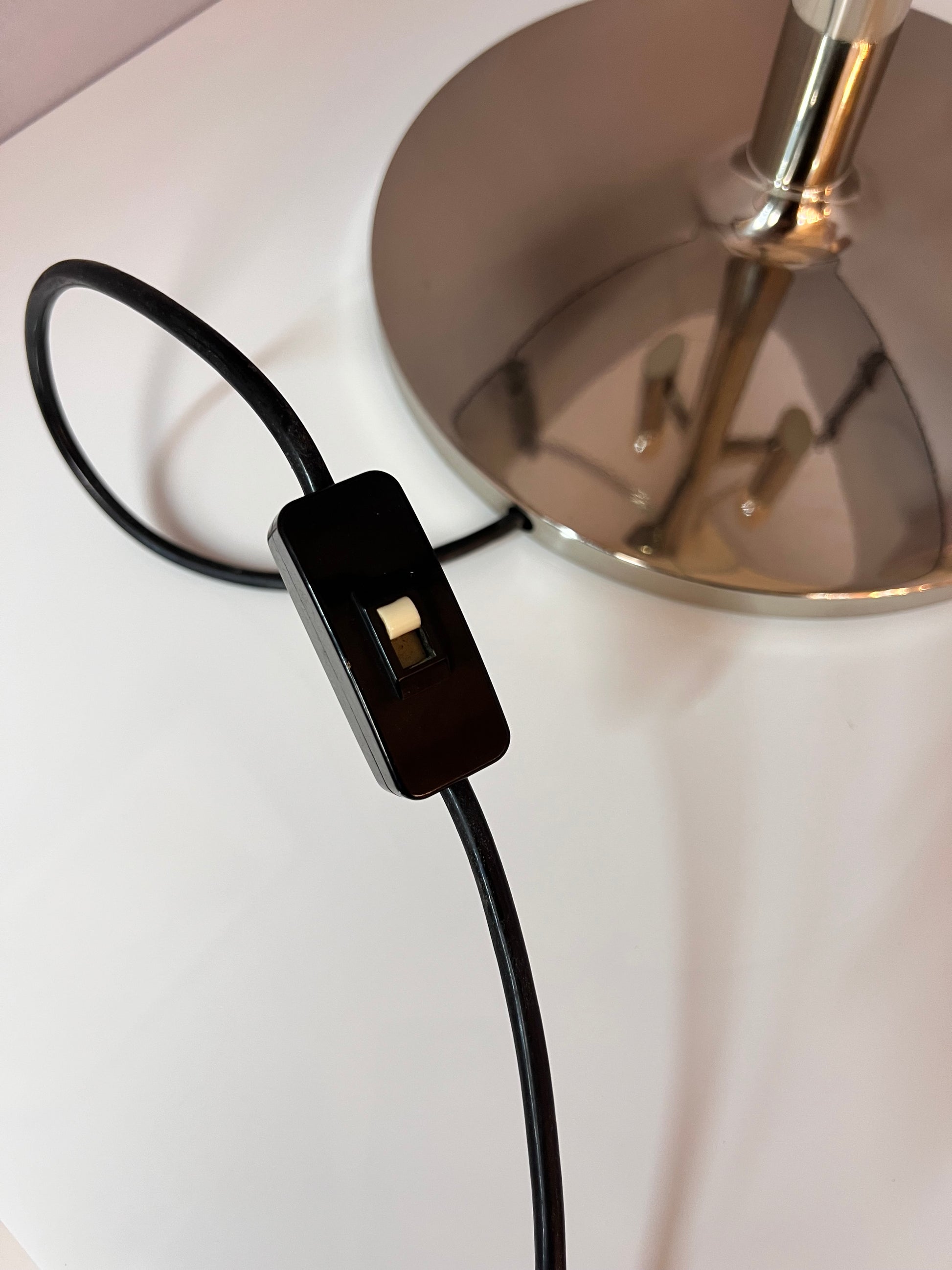 Tischlampe Chrom & Rauchacryl