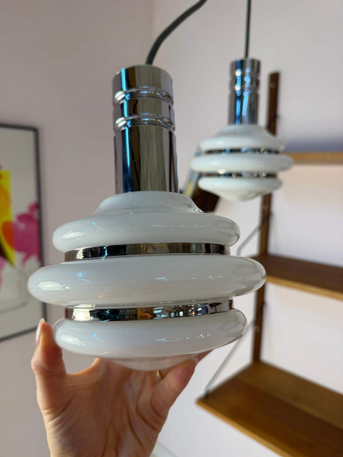 Hängelampe weiß Chrom Glas