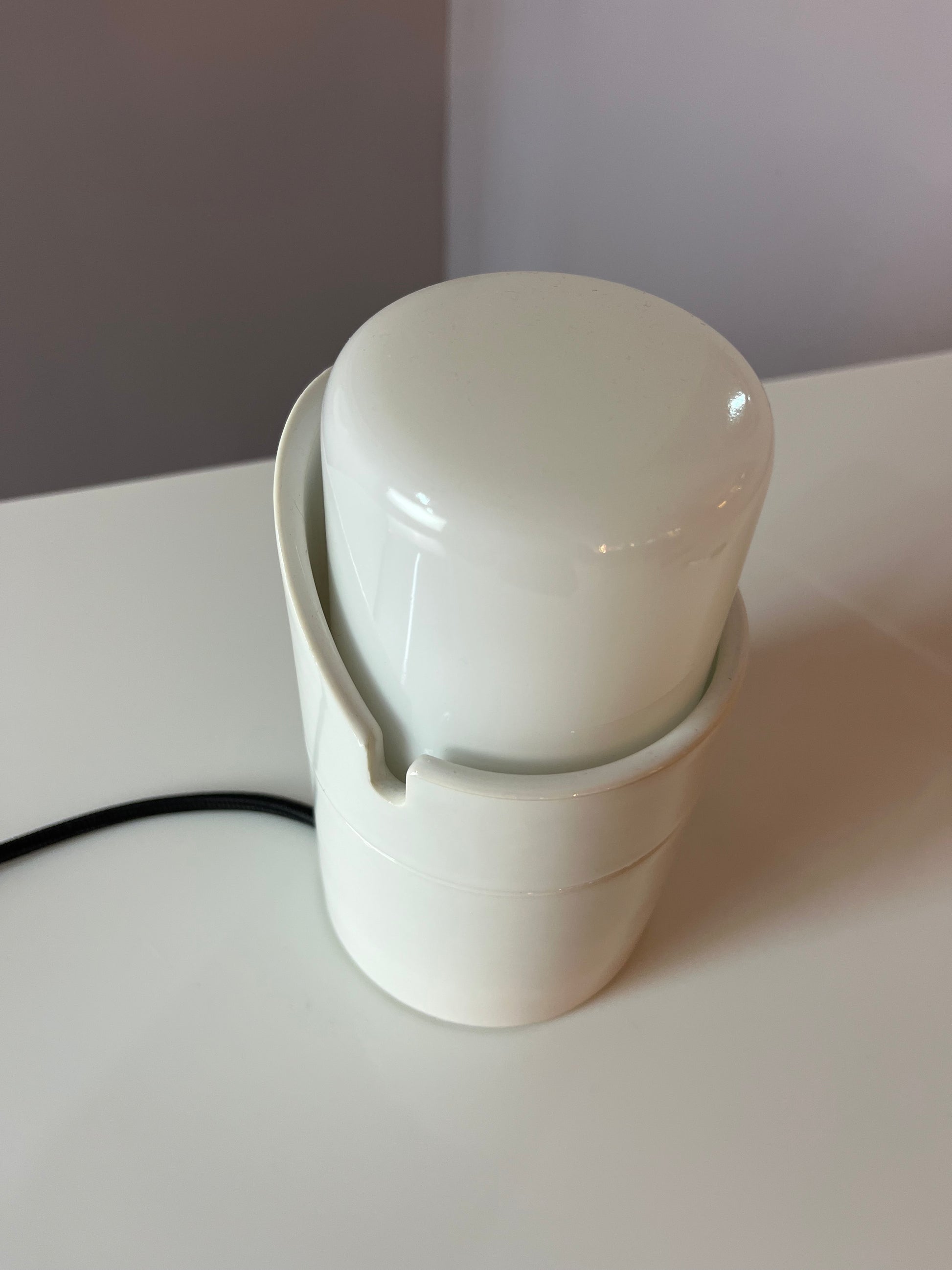 Wand-oder Tischlampe Modell 6050 weiß von Sigvard Bernadotte für Ifö