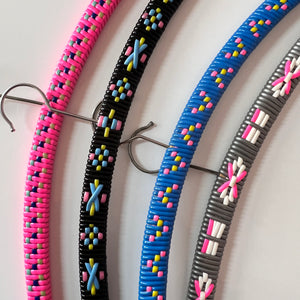 Set: 4x Kleiderbügel pink blau