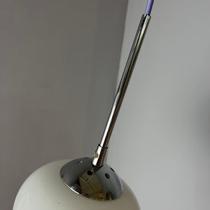 Hängelampe weiß Glas Chrom mit Stab