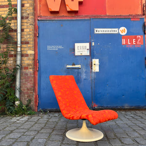 Sessel mit Tulpenfuß orange creme 70er