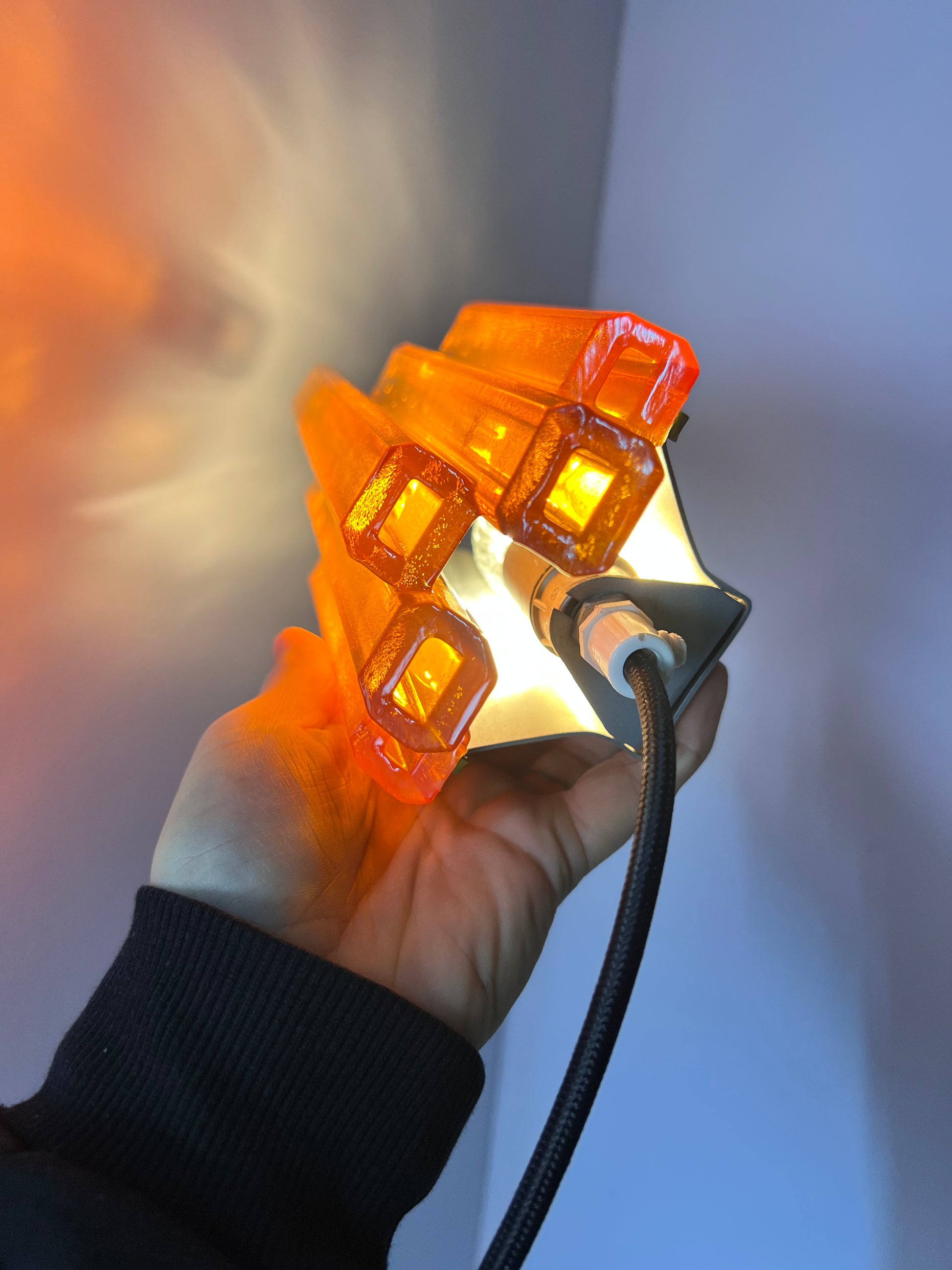 Wandlampe bernsteingelb von Claus Bolby für Cebo