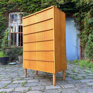 Tallboy Kommode Eiche mit Schloss aus Dänemark