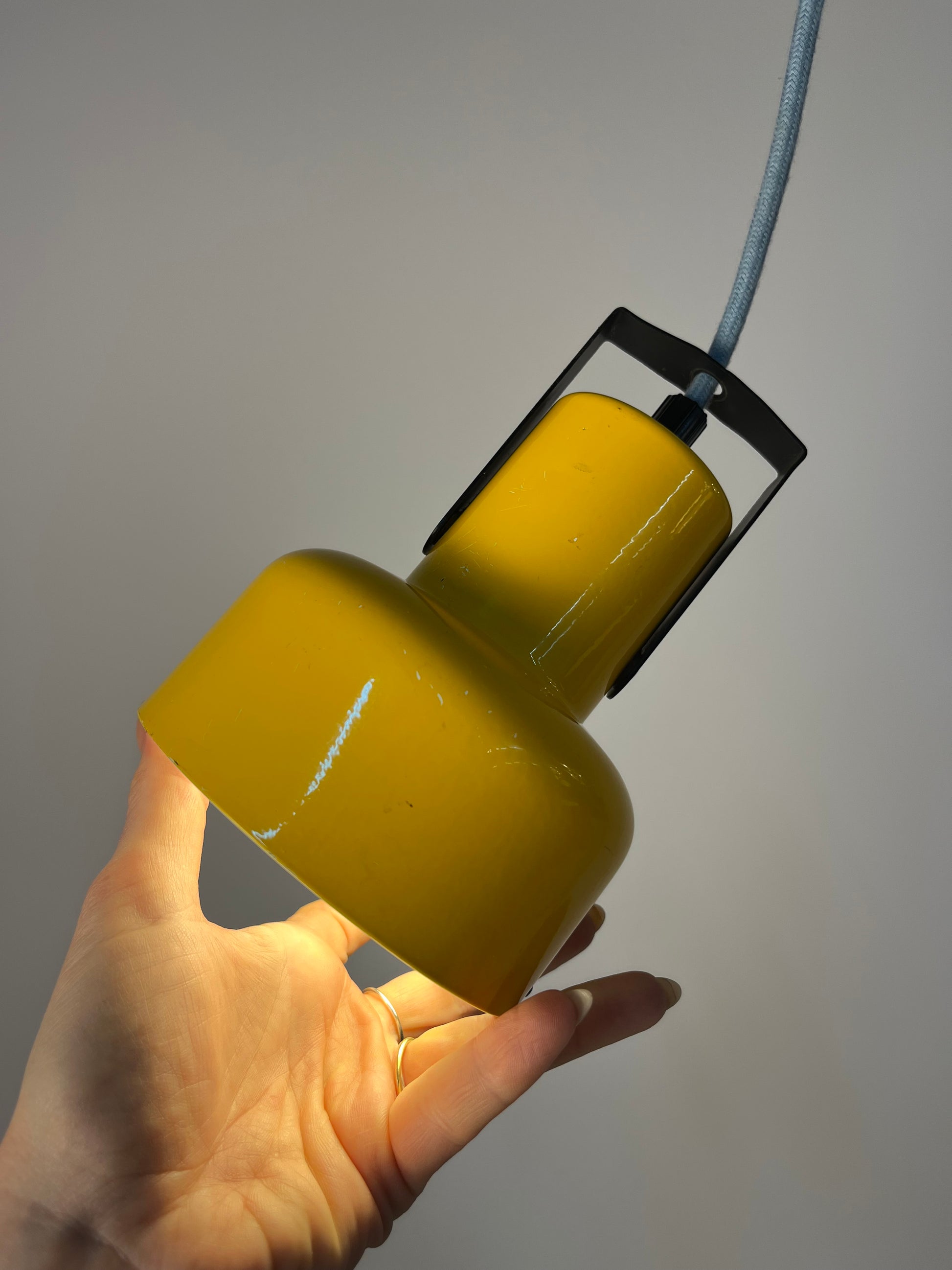 Hängelampe gelb von Brilliant Leuchten
