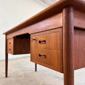 Schreibtisch Teak von „Kvalitet, Form & Funktion“ Dänemark
