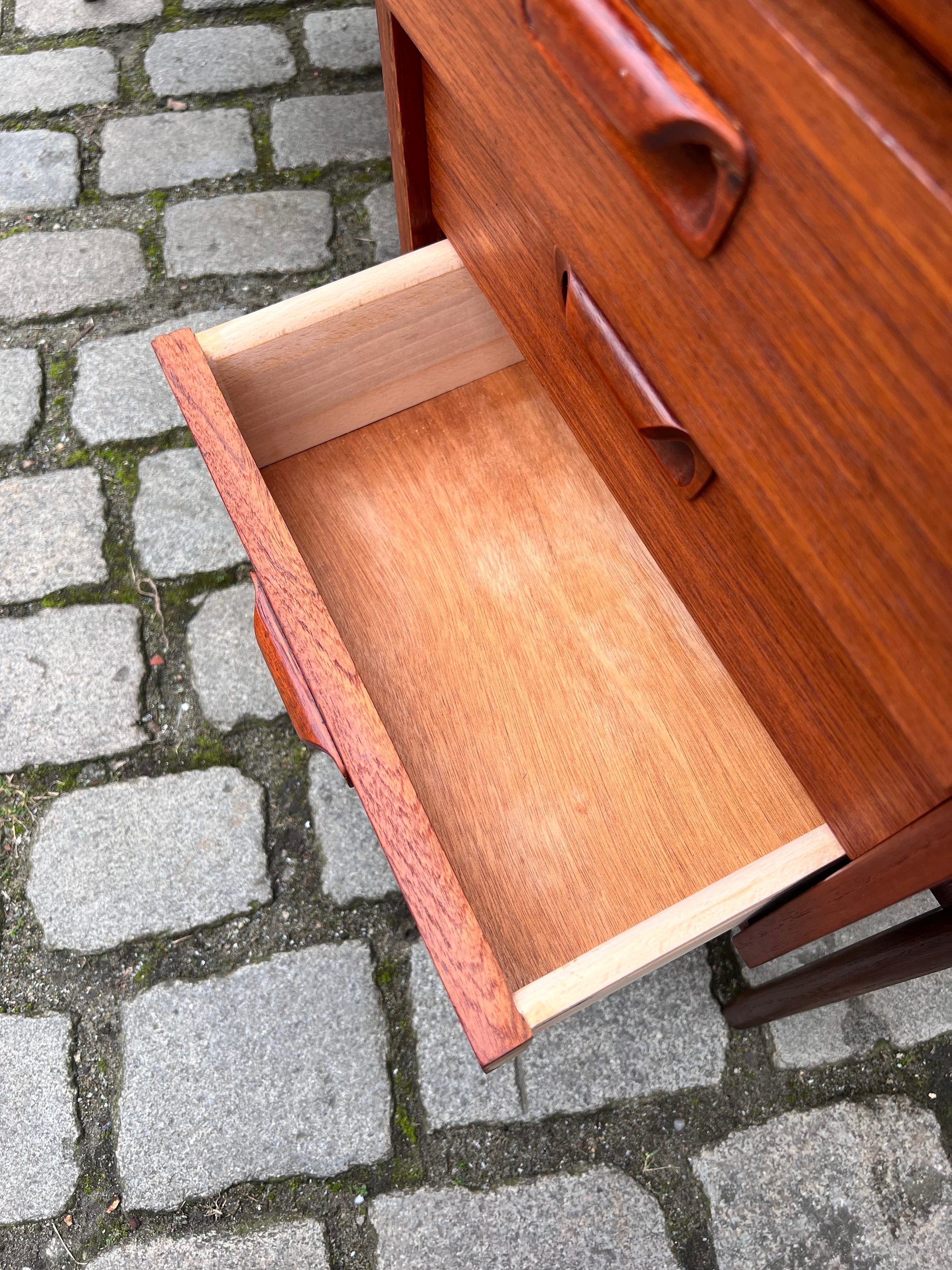 Freistehender Schreibtisch Teak von VKW Möbel