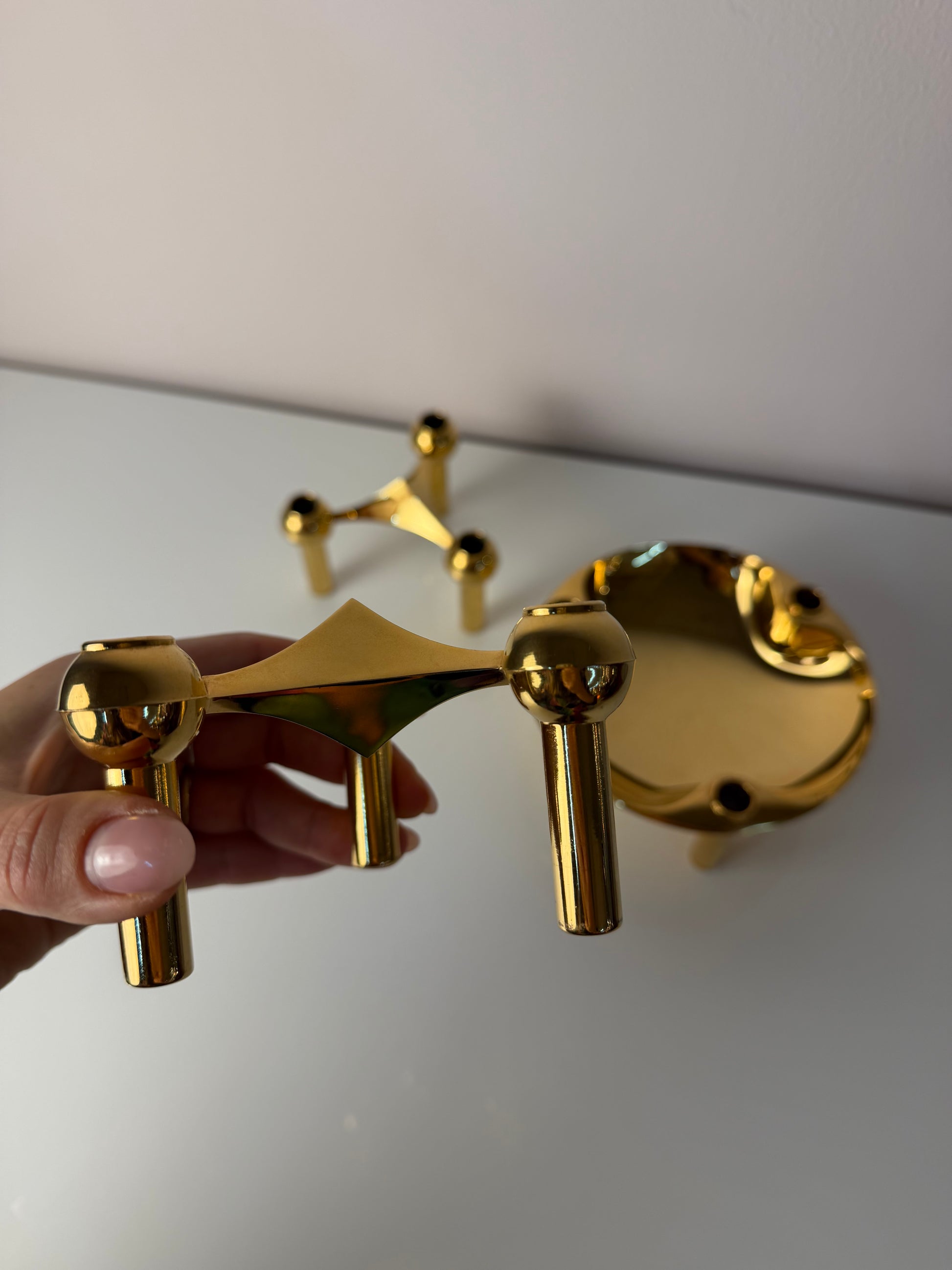 Set: 2 Kerzenständer und 1 Schale gold von Stoff & Nagel
