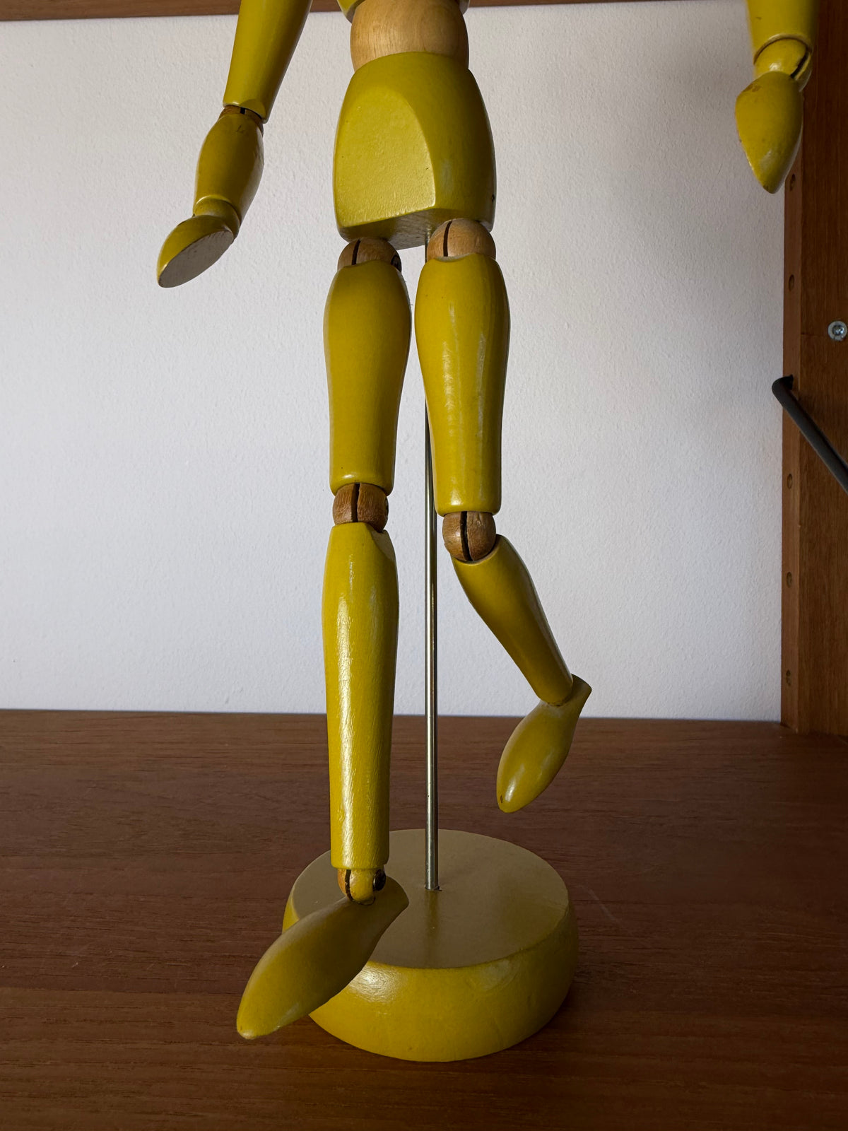 Mannequin Modellfigur gelb aus Dänemark