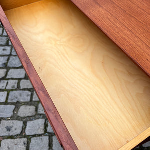 Kommode Teak mit 7 Schubladen aus Dänemark
