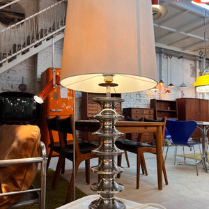 Space Age Tischlampe Metall mit Schirm aus Rohseide