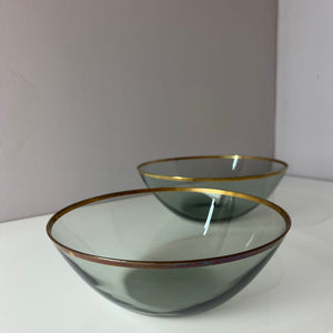 Set: 2 Schüsseln Rauchglas mit Goldrand