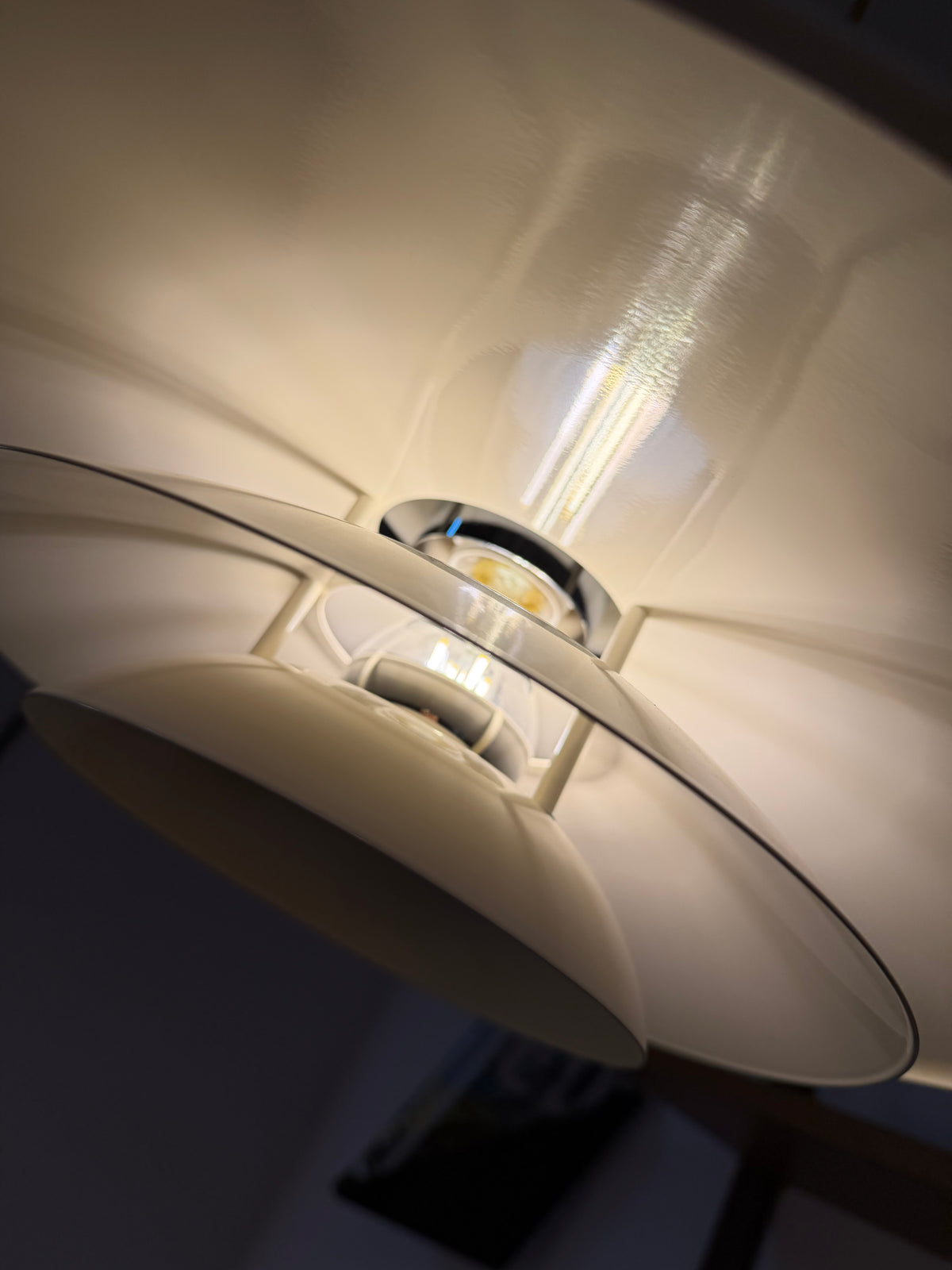 Lamellenlampe Typ T1213 weiß von Belid