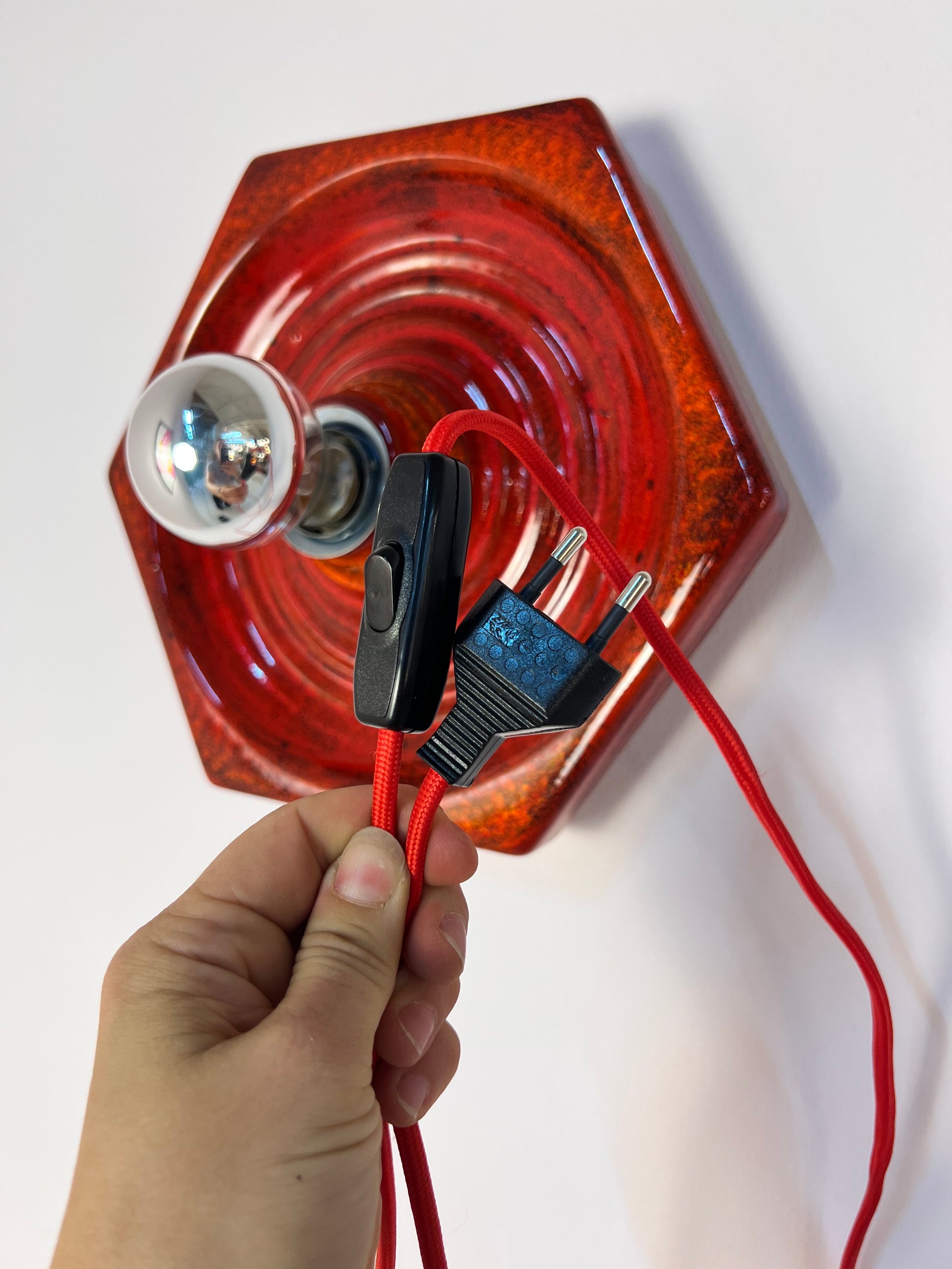 Wandlampe rot Keramik von Hustadt Leuchten