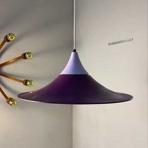 Trichterlampe lila flieder neu lackiert aus Dänemark