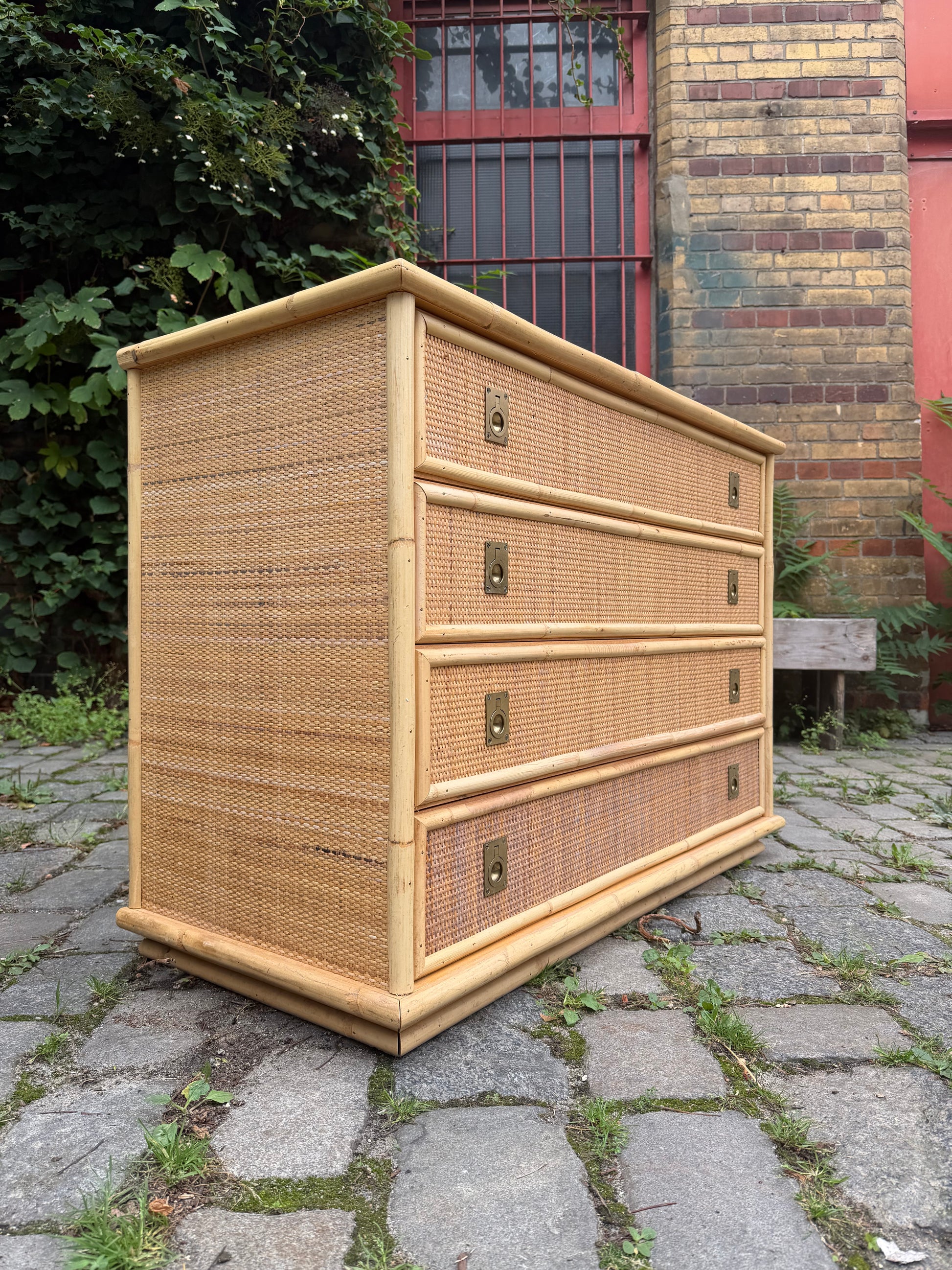 Kommode Rattan Bambus mit Messinggriffen von Dal Vera