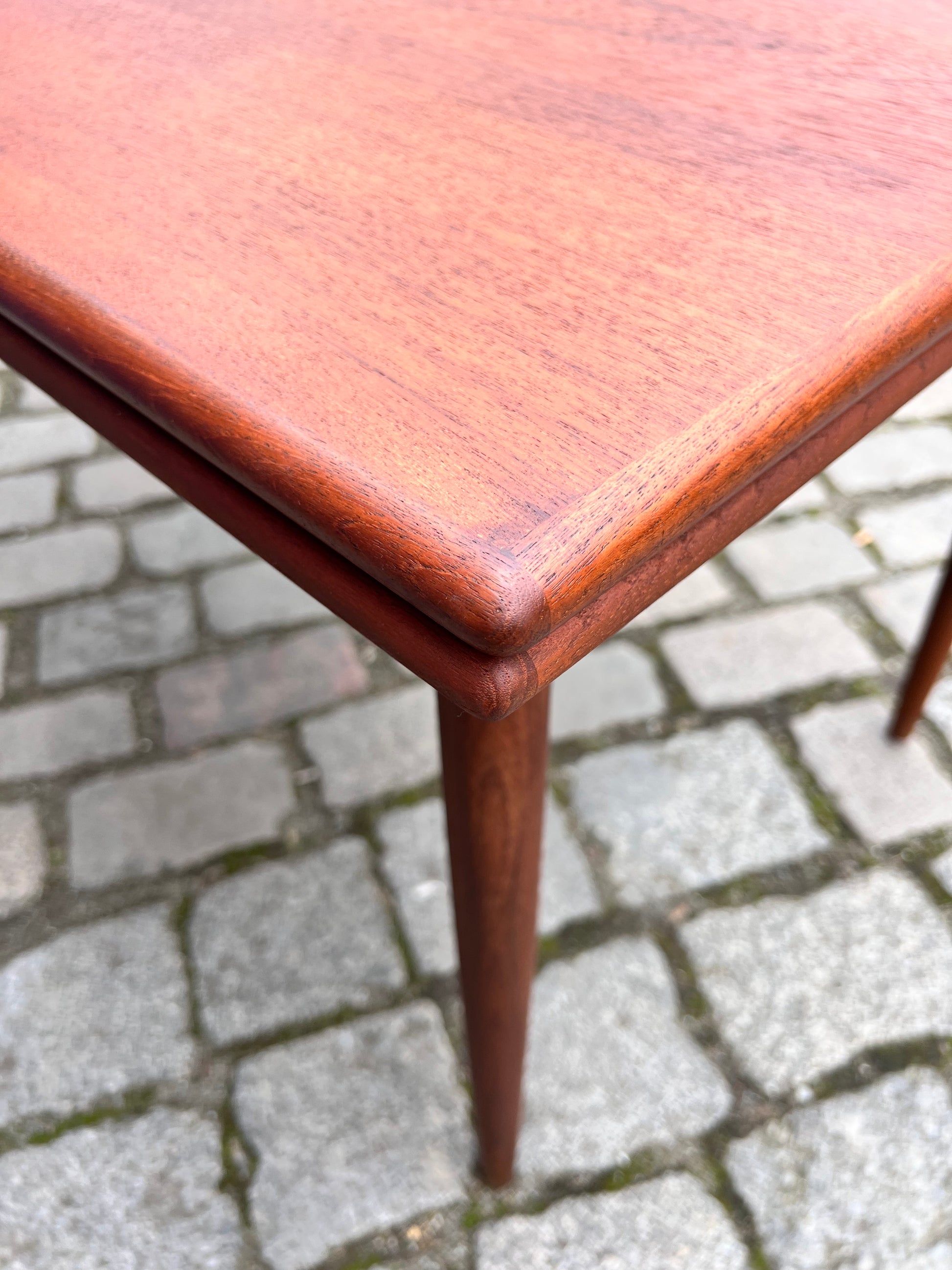 Esstisch Teak ausziehbar aus Dänemark