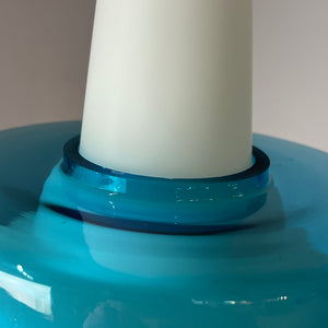Hängelampe blau weiß Opalglas von Hyllinge Glasbruk