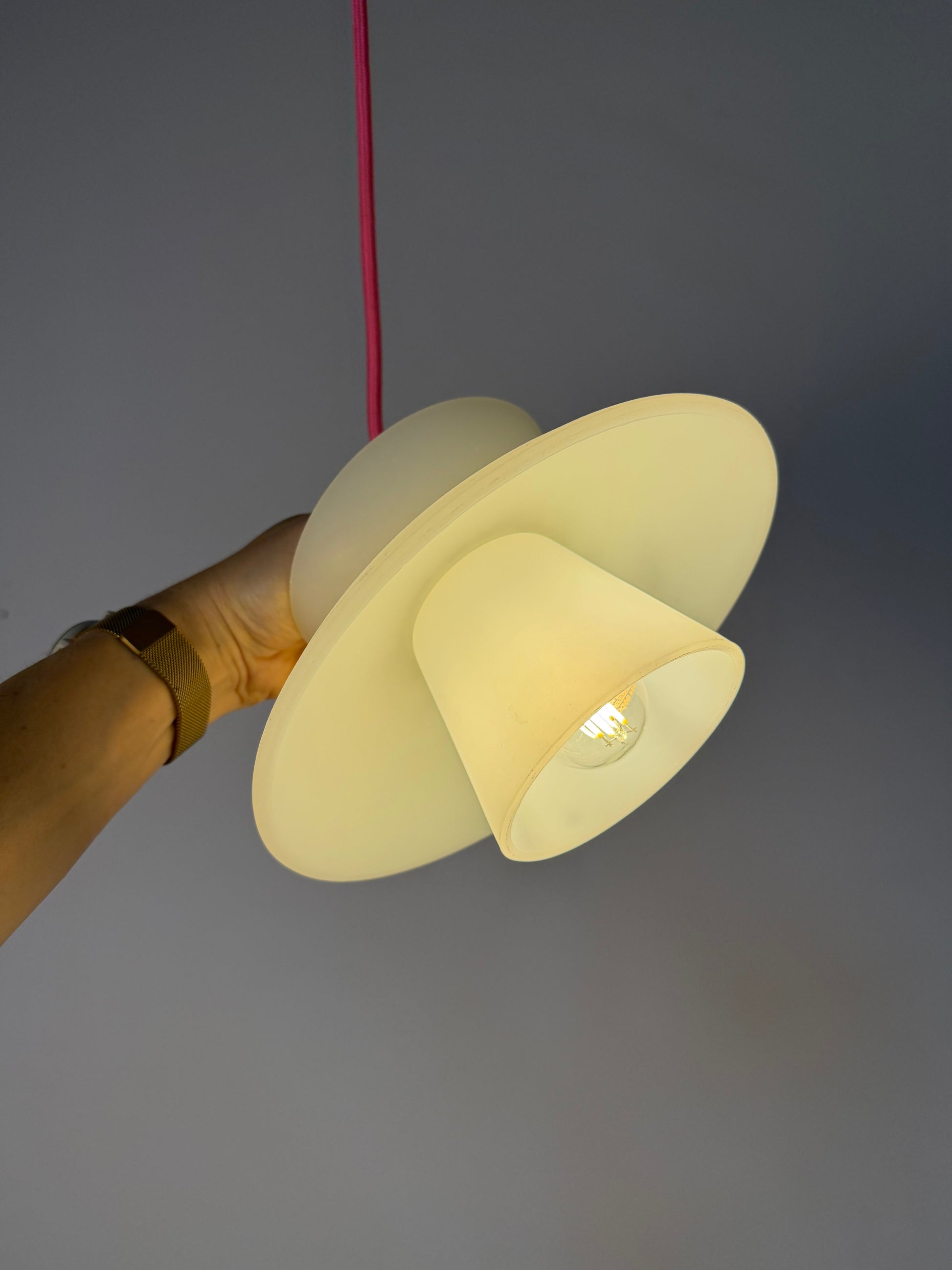 Lamellenlampe Milchglas aus Dänemark