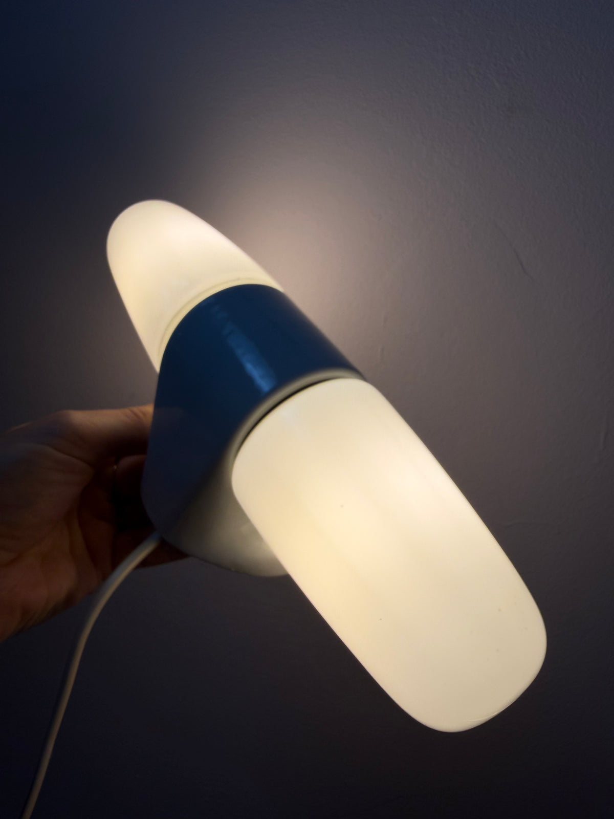 Wandlampe Modell 6068 weiß von Wilhelm Wagenfeld für Lindner