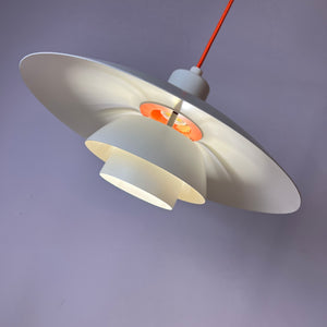 Lamellenlampe PH4 weiß orange von Poul Henningsen für Louis Poulsen