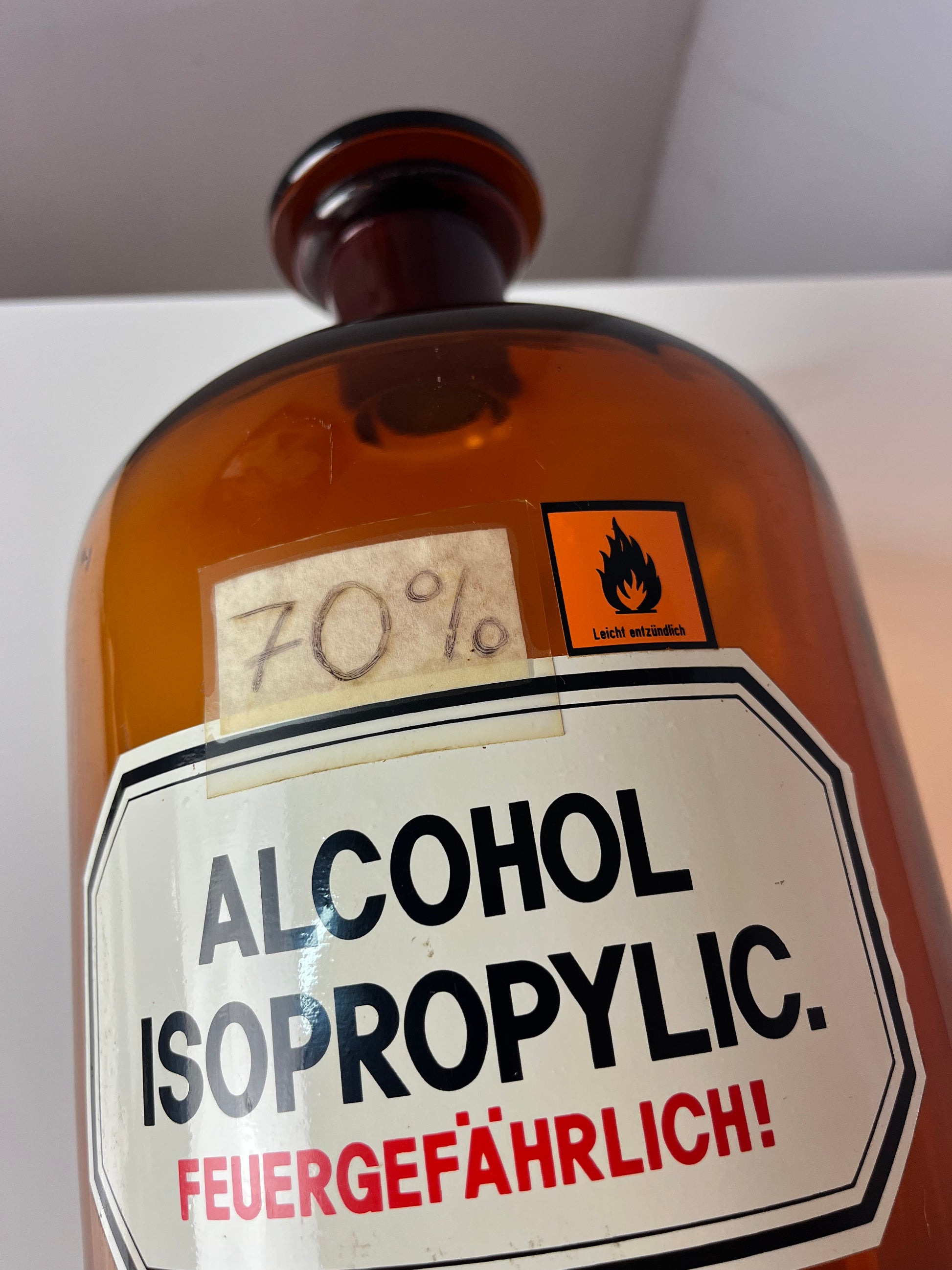 Apothekerglas Alcohol Isoprobylic braun