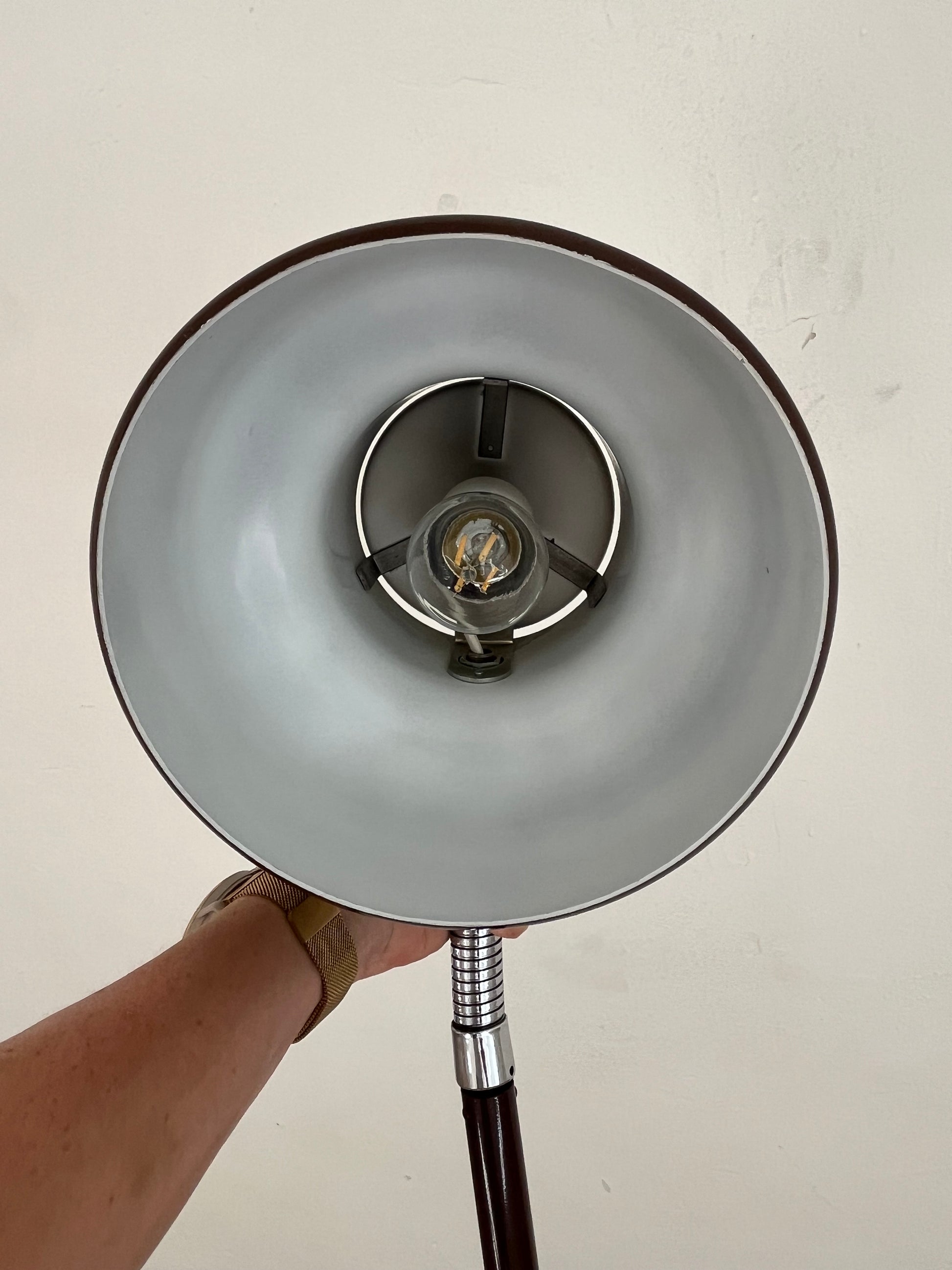 Stehlampe Bumling braun von Anders Pehrson für Ateljé Lyktan