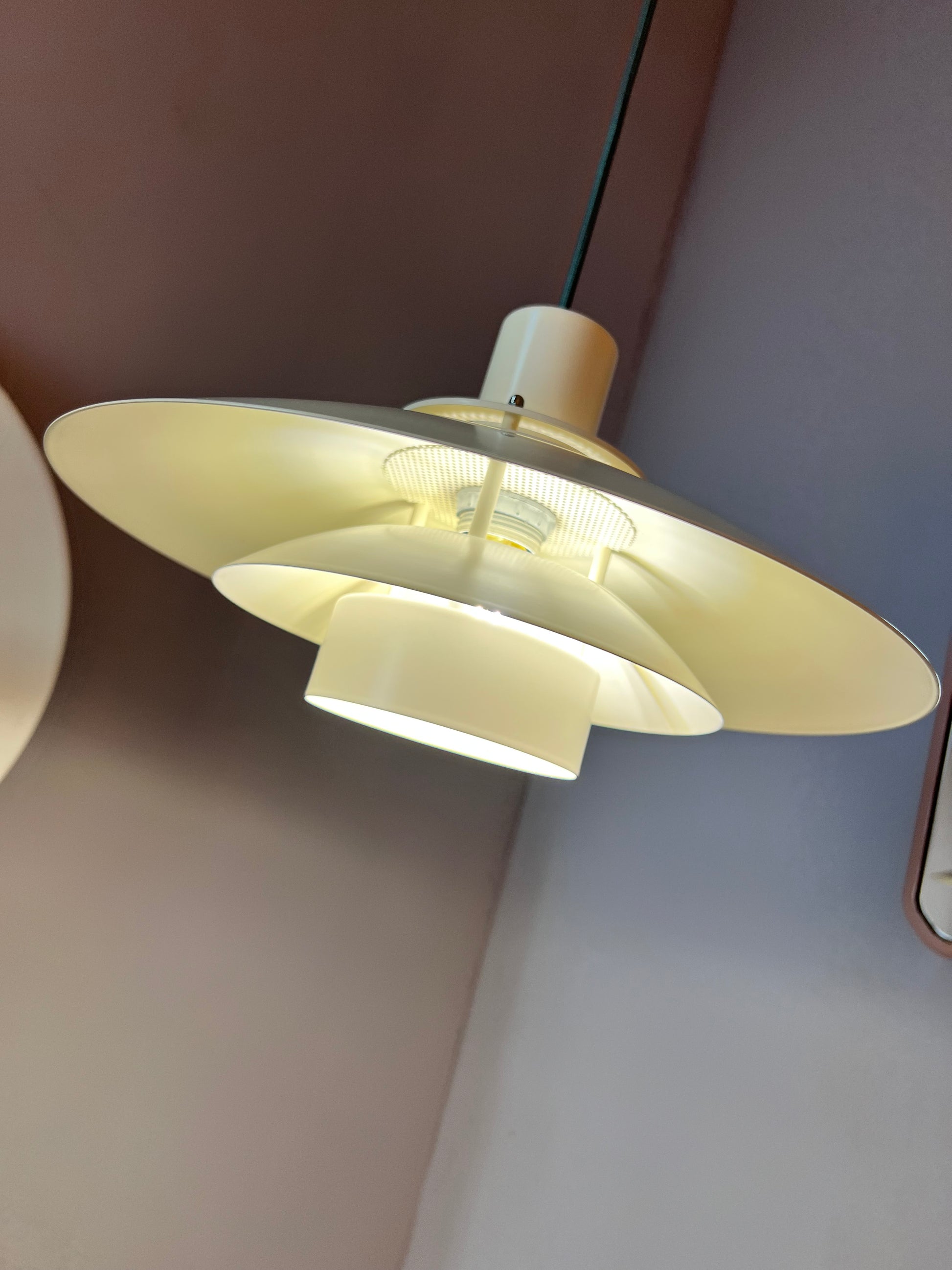 Lamellenlampe Dänemark cremeweiss