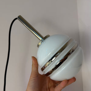 Kugellampe weiß silber Glas
