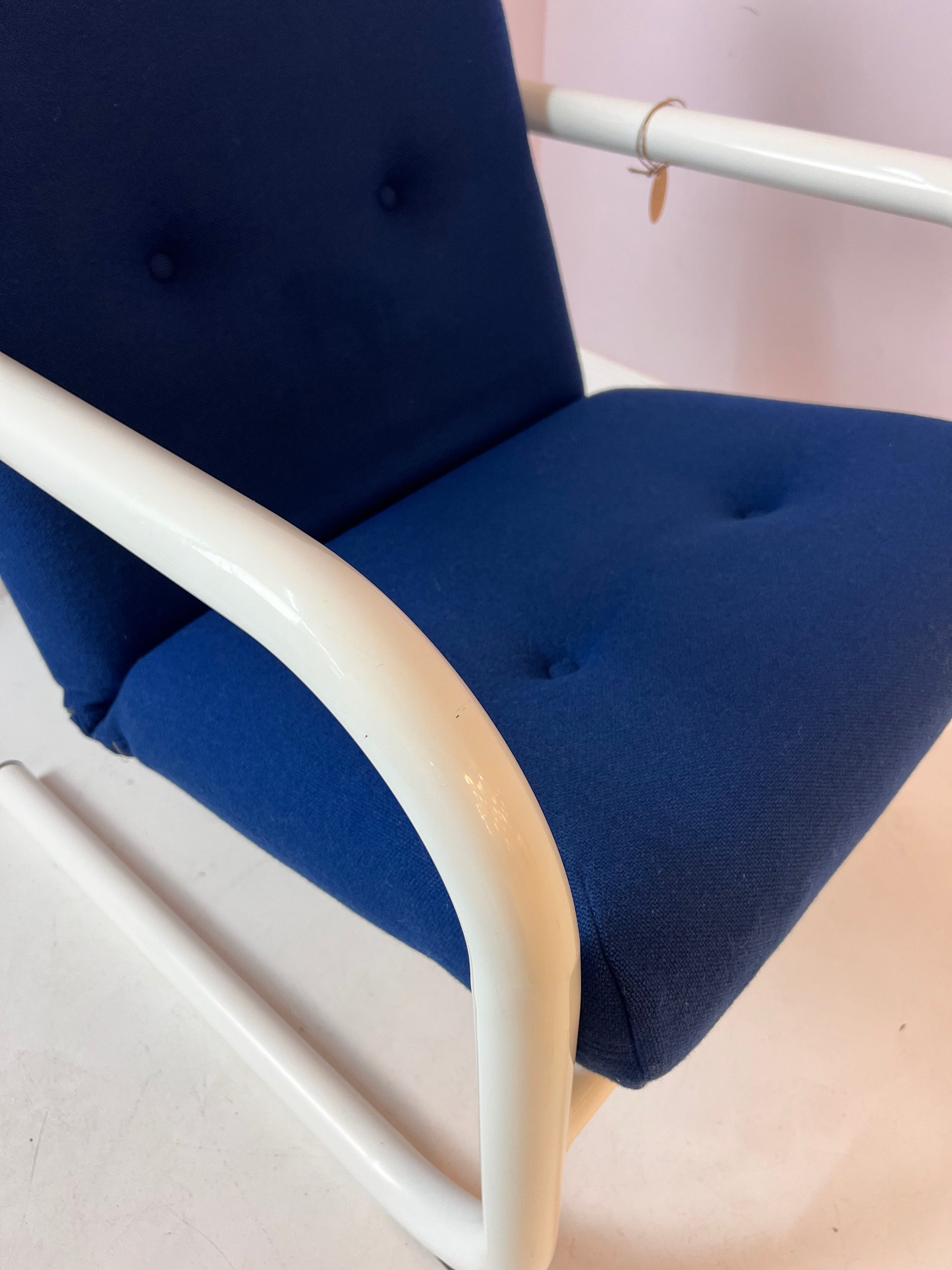 Sessel weiß blau von Friis & Moltke