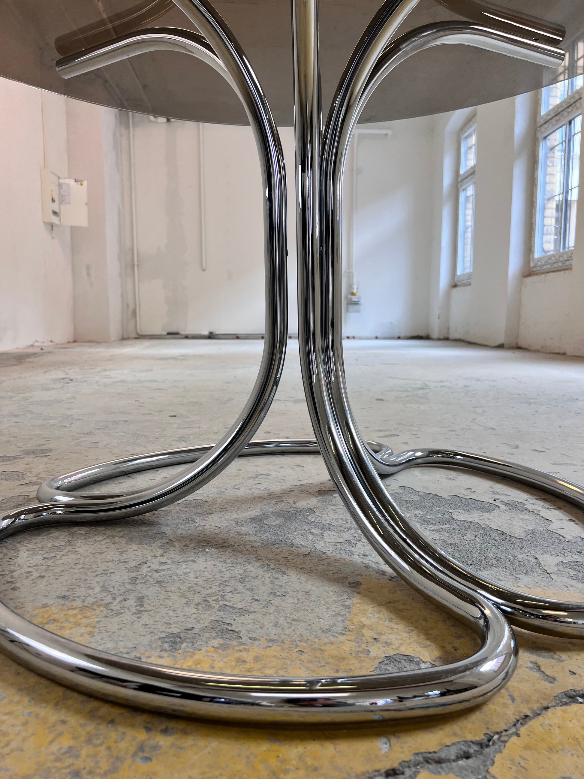 Runder Esstisch Rauchglas & Chrom von Gastone Rinaldi für Rima