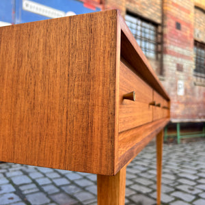 Konsolentisch Nussbaum von WK Möbel