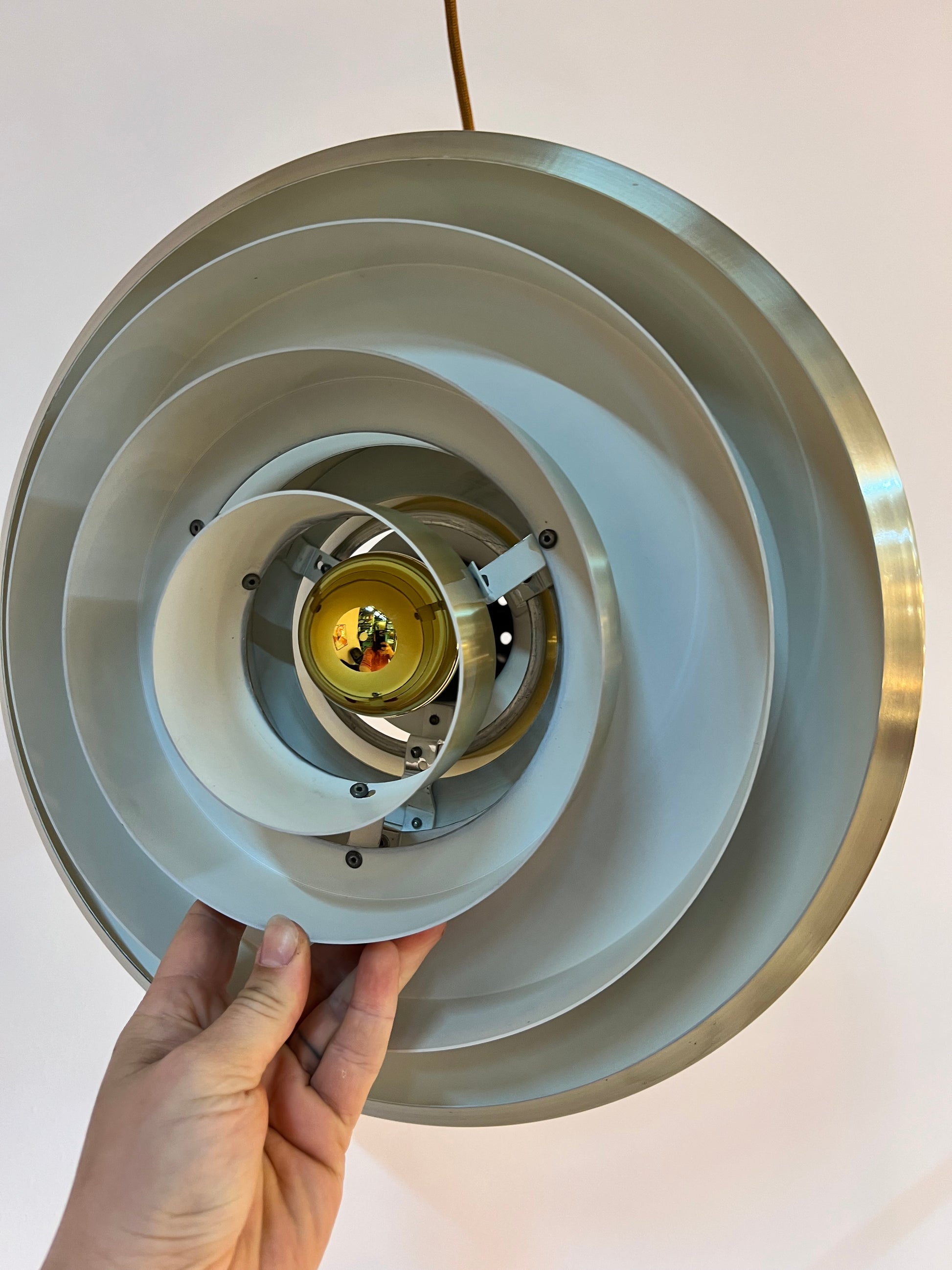 Lamellenlampe gold aus Dänemark