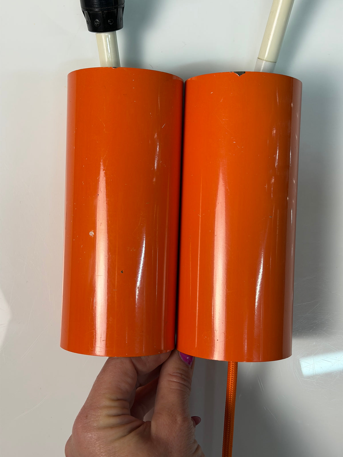Set: 2x Hängelampe orange mit Opalglas Globus