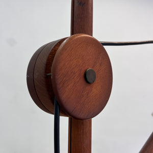 Stehlampe mit verstellbarem Arm & Gegengewicht aus Dänemark