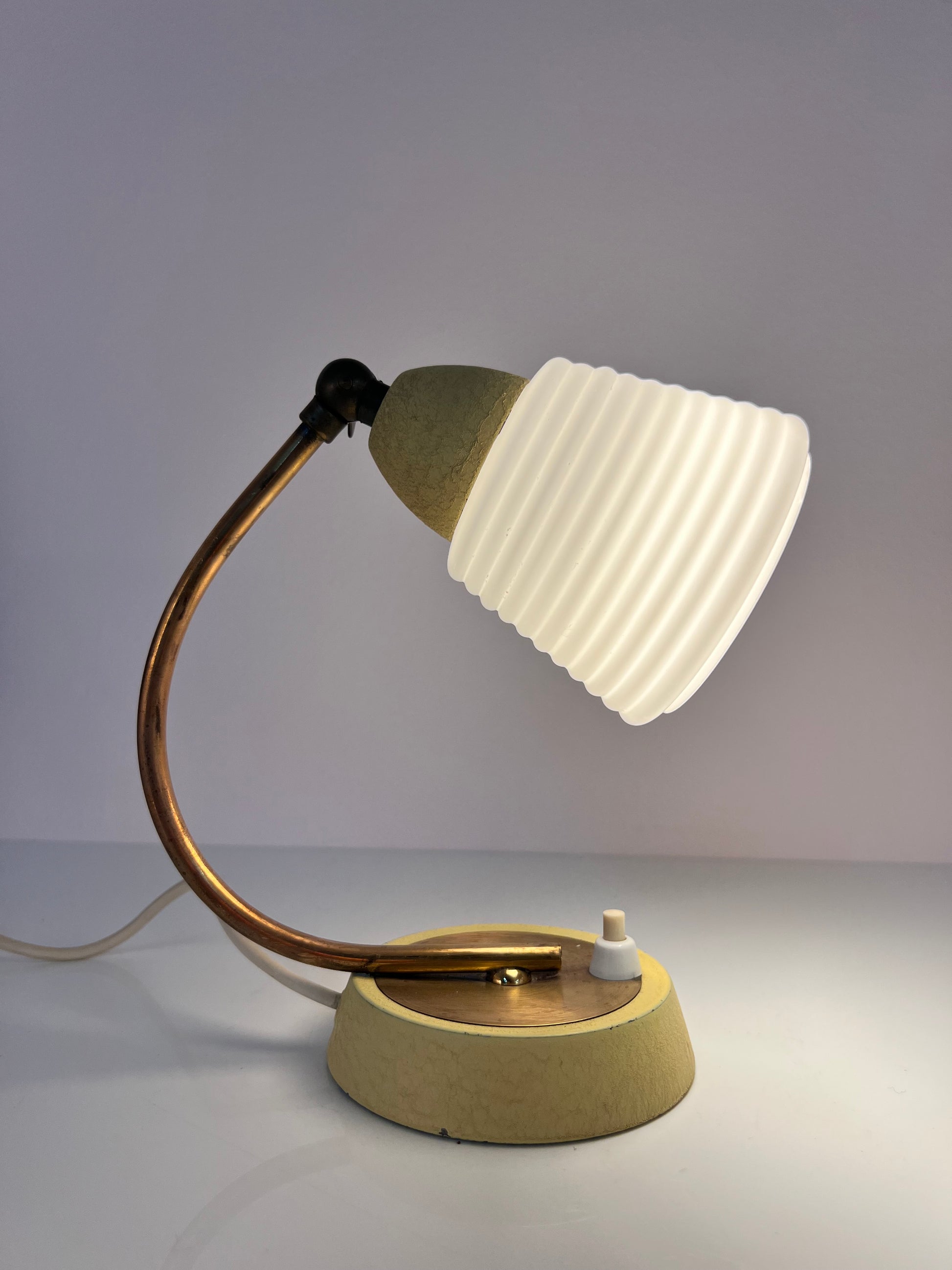 Schreibtischlampe Messing mit Glasschirm