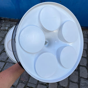 Flaschenhalter Beistelltisch weiß von Flair Holland