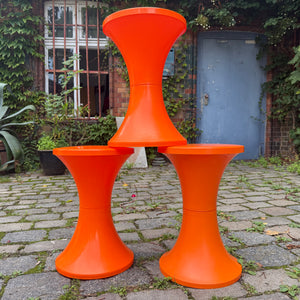 Hocker Tam Tam orange von von Henri Massonnet