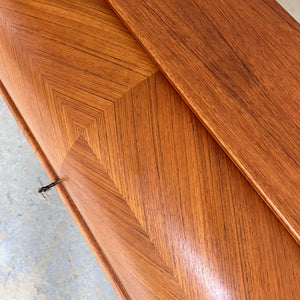 Sekretär Teak halbrund mit Schloss aus Dänemark