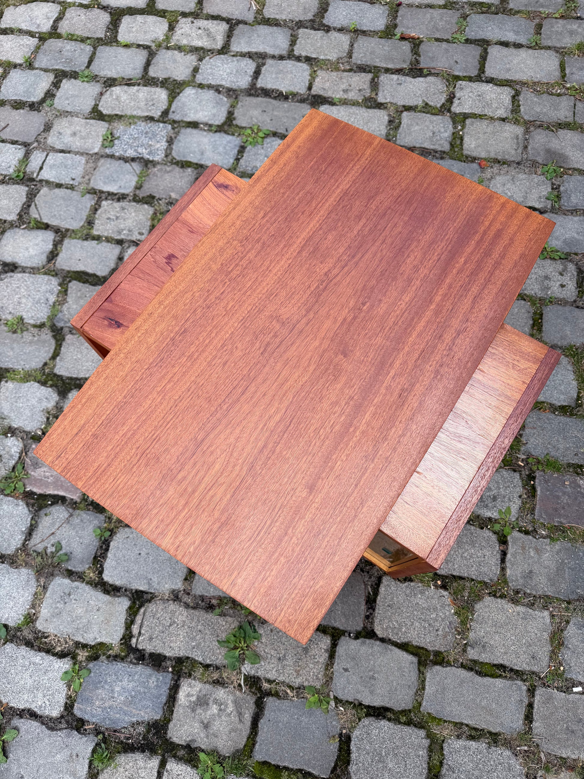 Fernsehvitrine Sapelli-Mahagoni mit drehbare Platte