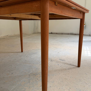 Ausziehbarer Esstisch Teak aus Dänemark