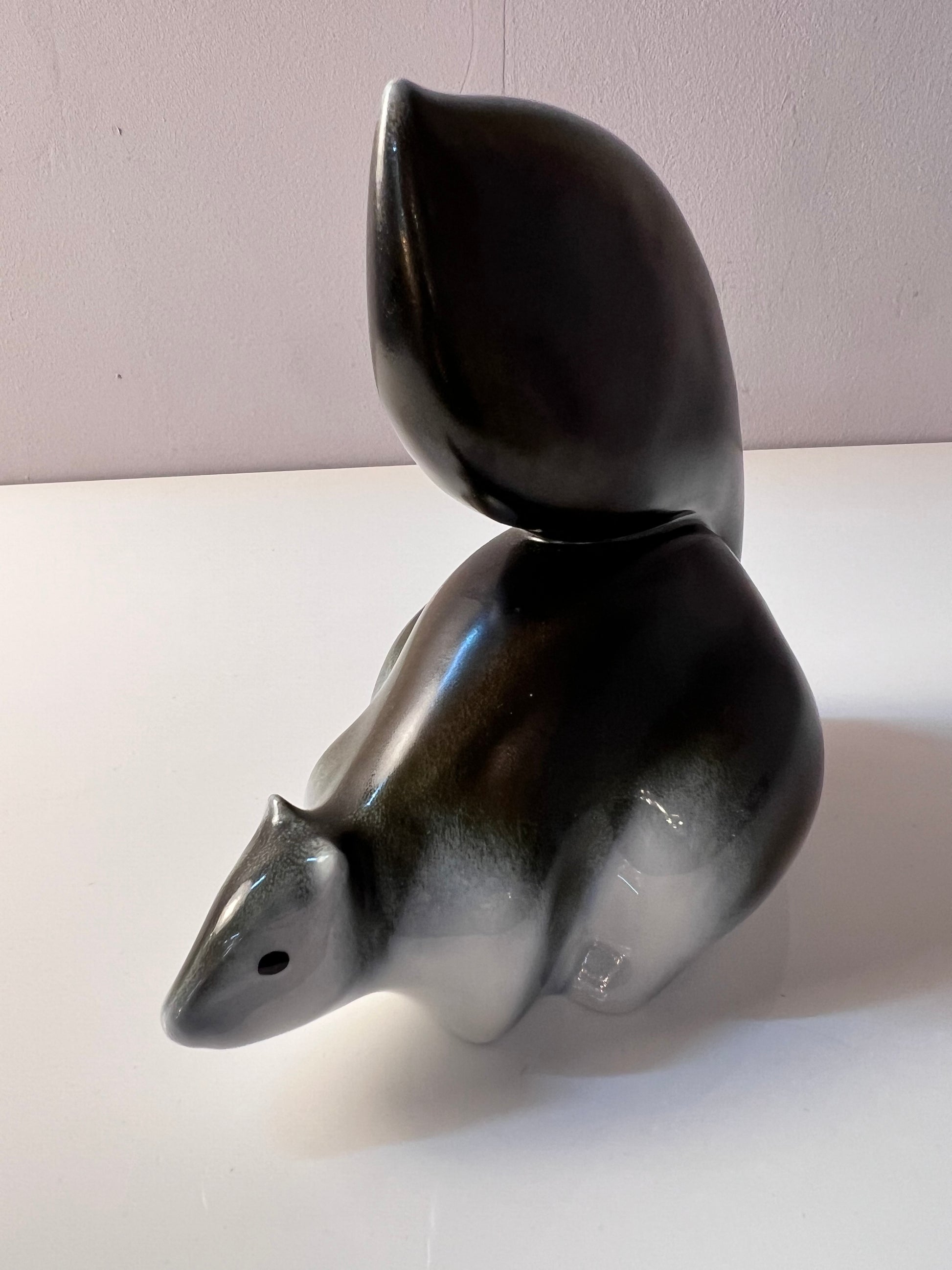 Figur Eichhörnchen von Ljubiša Mišić für Goebel Porzellan