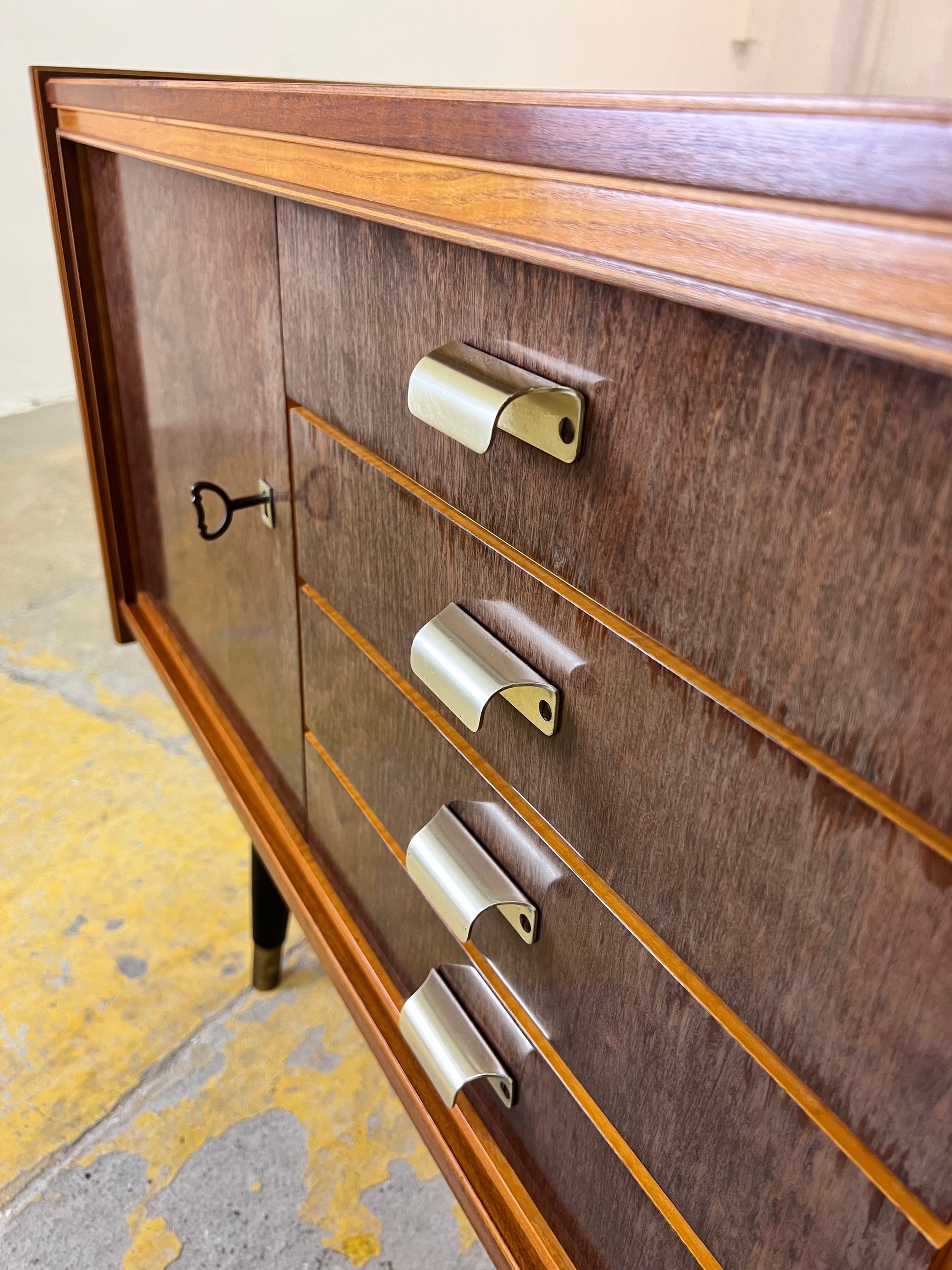 Kleines Sideboard Holz aus der DDR