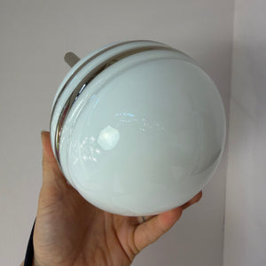 Kugellampe weiß silber Glas