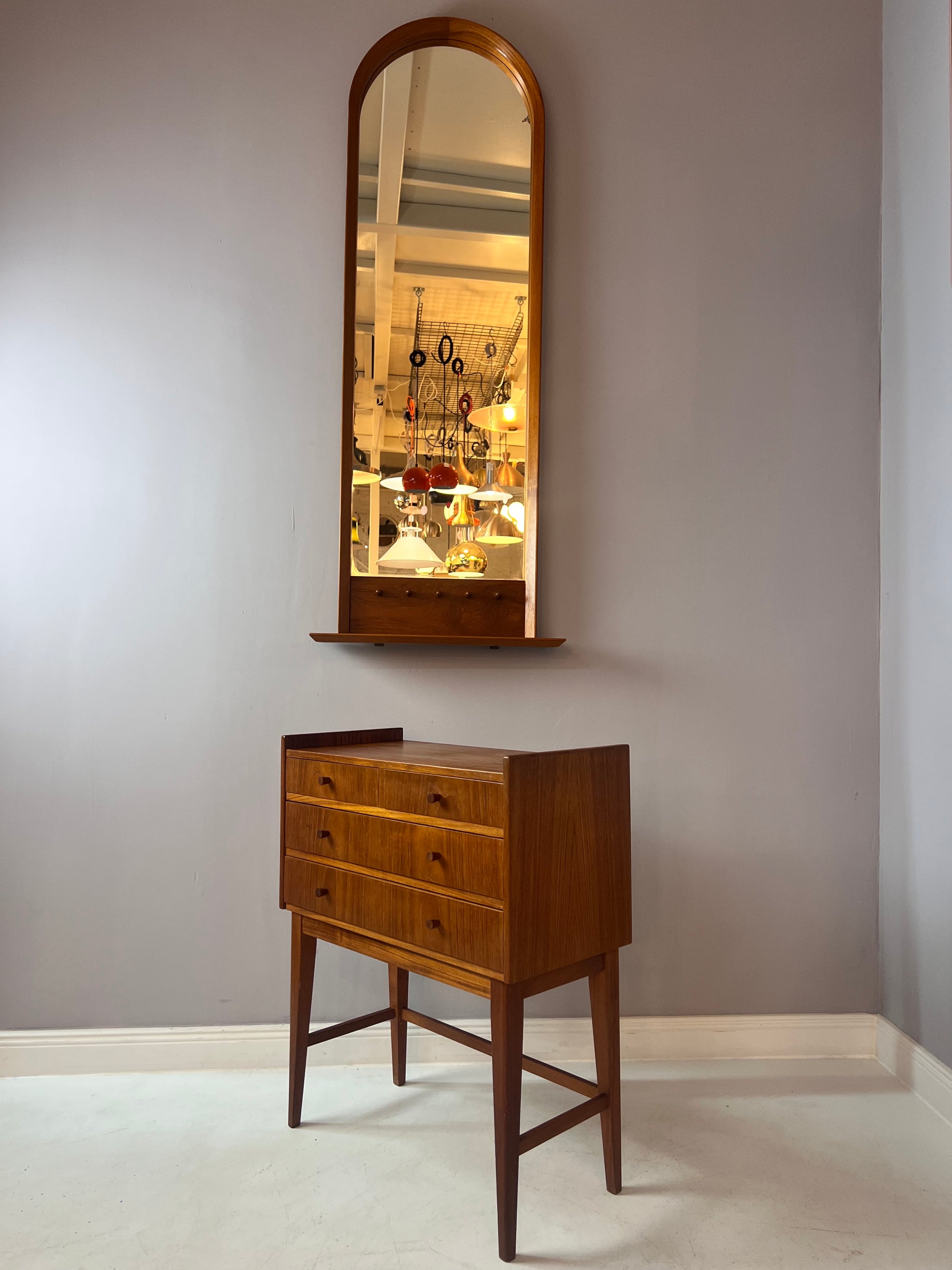 Set: Kommode mit Spiegel Teak