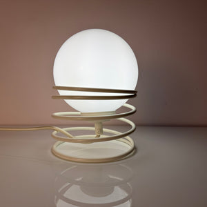 Tischlampe Spirale weiß von Massive Lighting