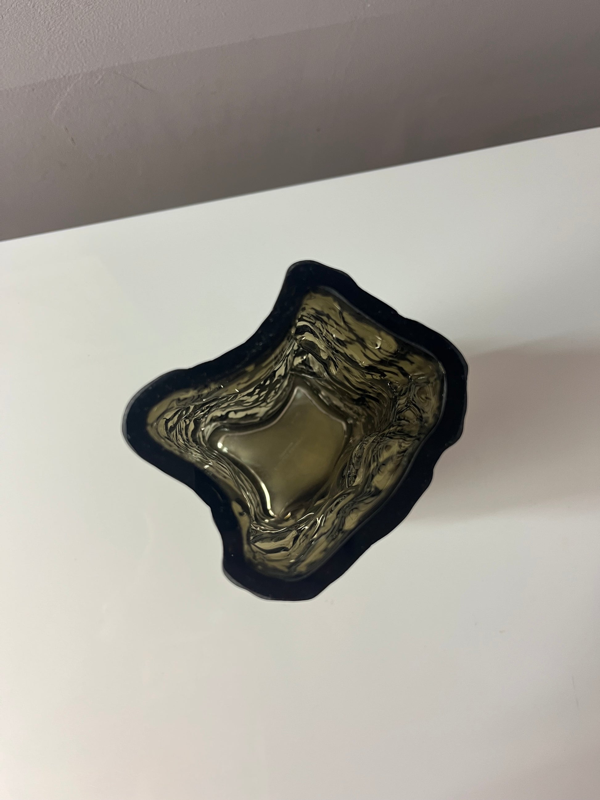 Bark Vase grau Glas von Margit Brandt