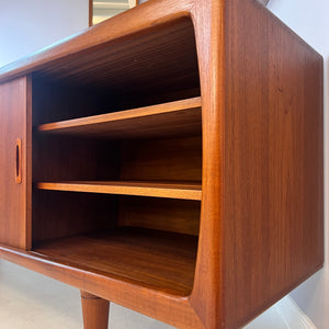 Sideboard Teak von H.P. Hansen